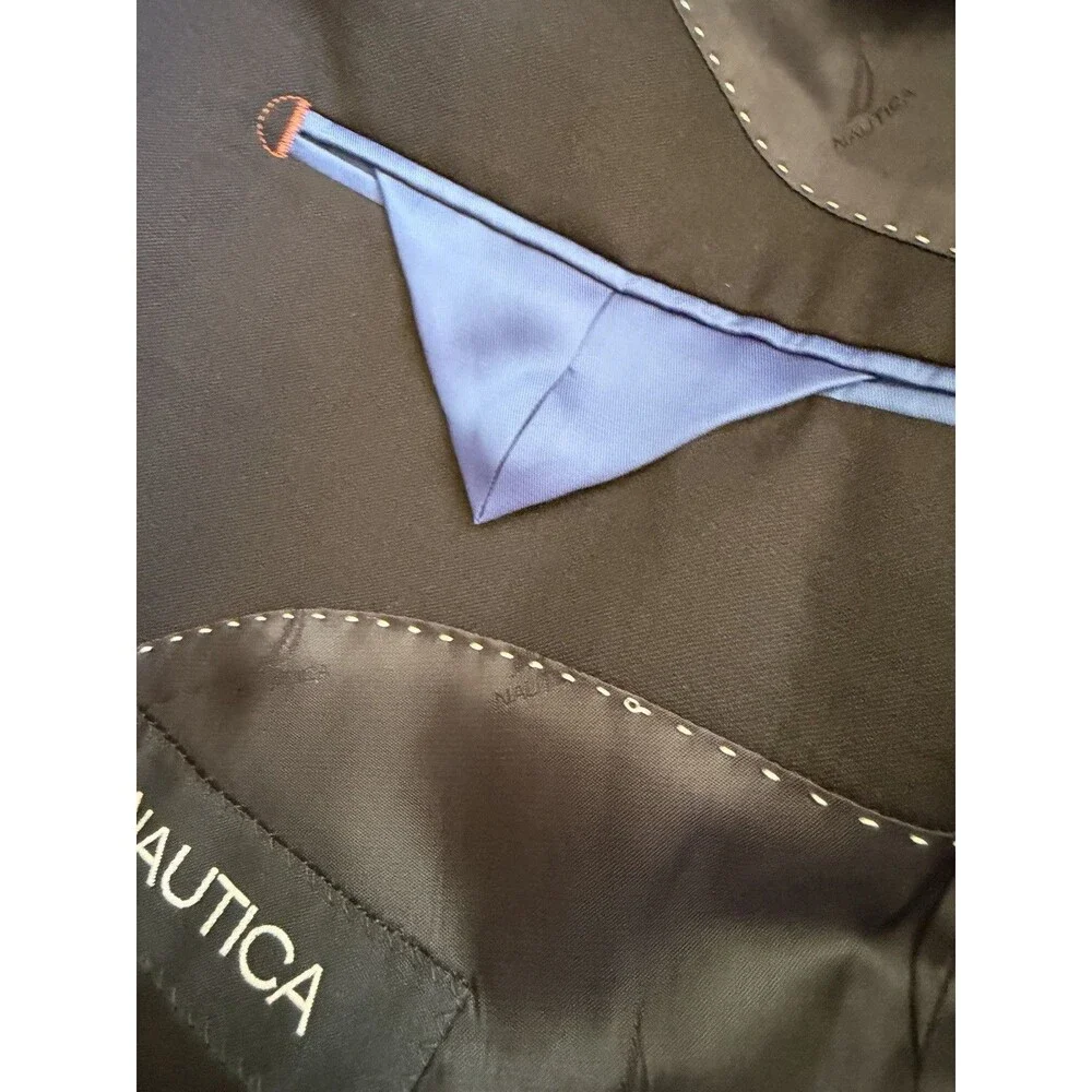 Nautica Blazer Men's 40S Navy Color Metal Button Classic 2 Button Single Vent